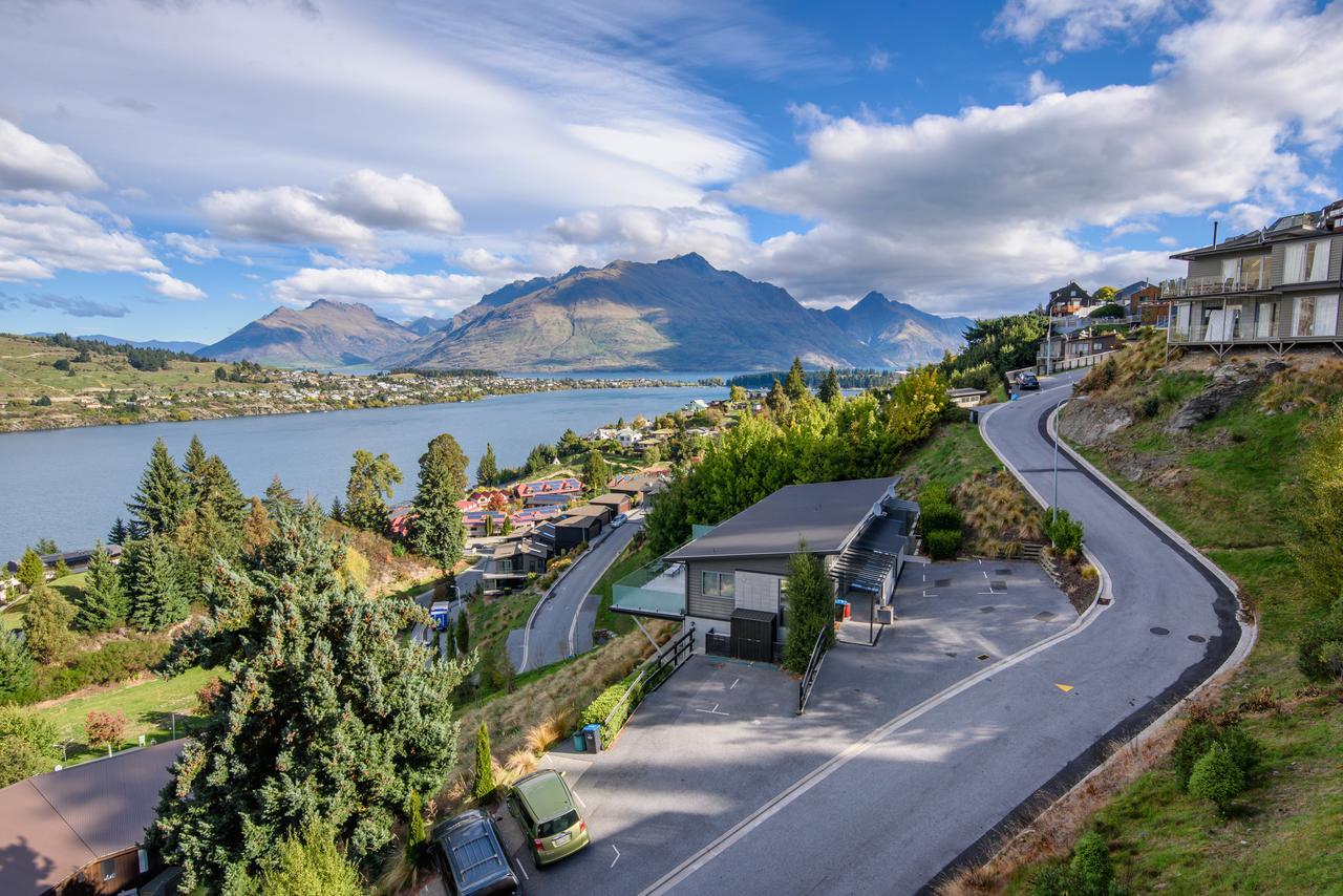 Contemporary Hilltop Abode Queenstown Exterior foto