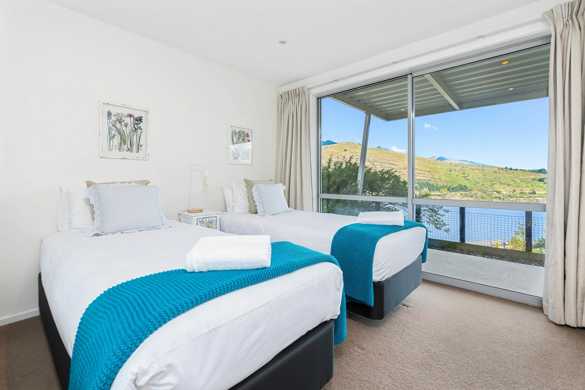 Contemporary Hilltop Abode Queenstown Exterior foto